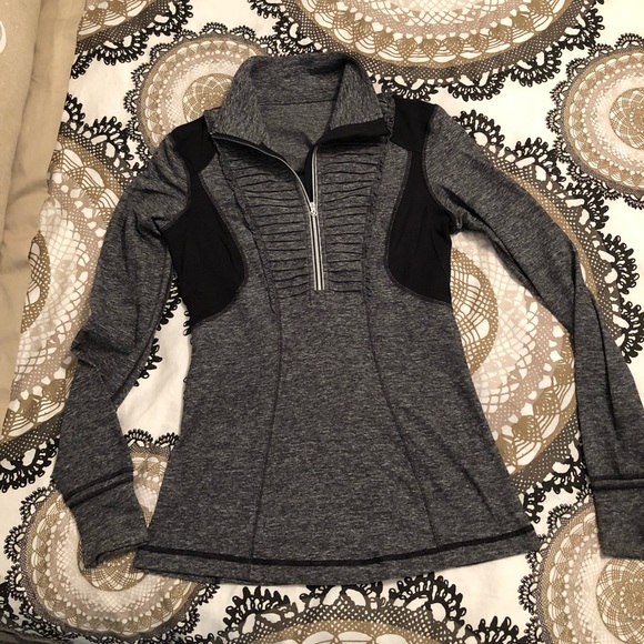 lululemon athletica Tops - Lululemon pullover
